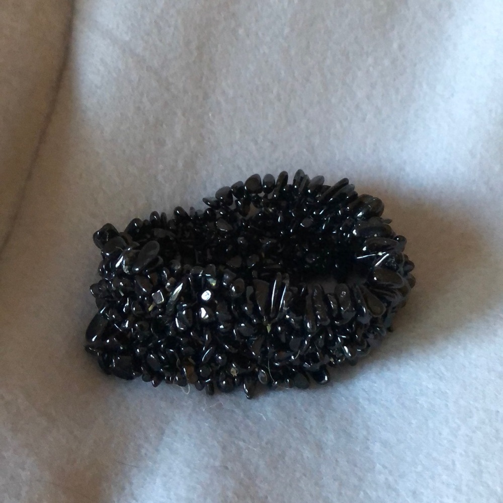 Black Bracelet ( stretch) onyx style